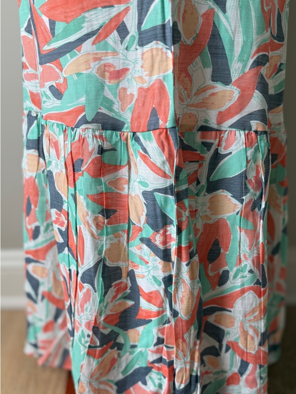 Nine West Sleeveless Maxi Dress White with Mint, Coral & Navy Tropical Print - Picture 6 of 7